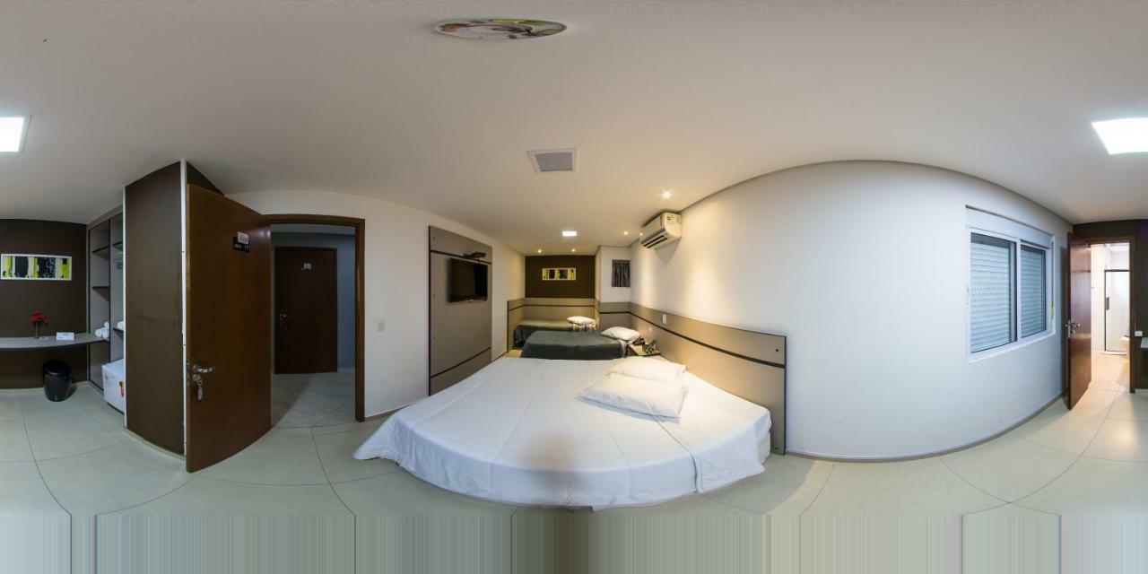 Hollyster Hotel Pinhais Eksteriør bilde