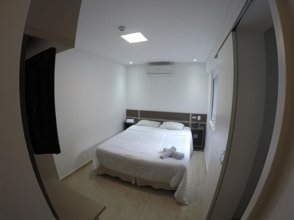 Hollyster Hotel Pinhais Eksteriør bilde
