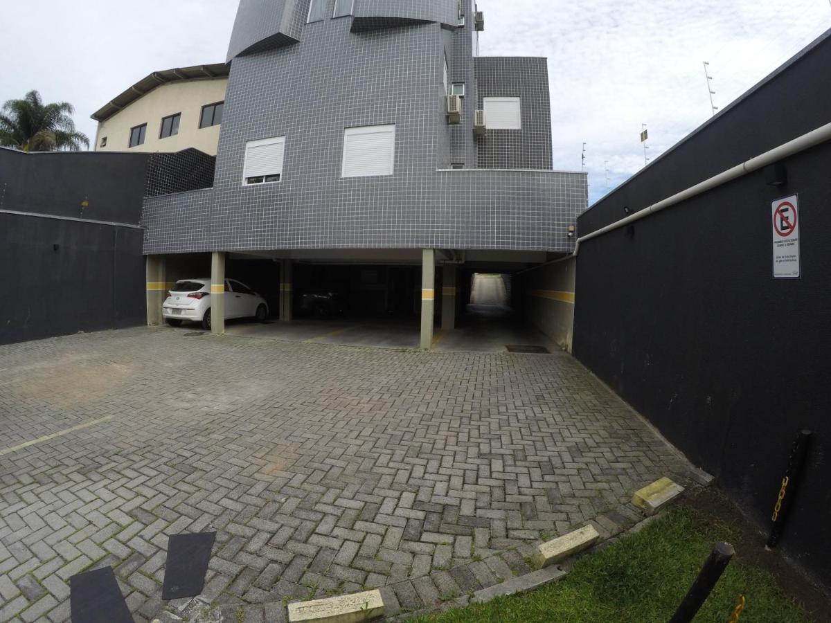 Hollyster Hotel Pinhais Eksteriør bilde